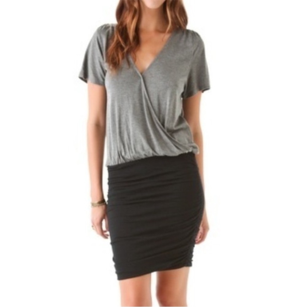Soft Joie Saralyn V Neck Rouched Dress Size Medium